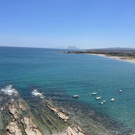 טורגואדיארו Maravilloso Apartamento En Primera Linea De Playa. מראה חיצוני תמונה
