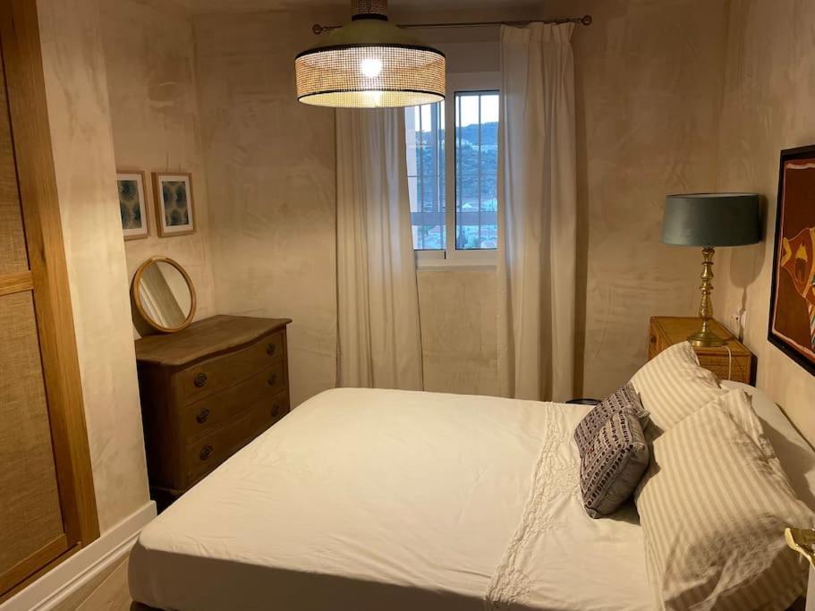 טורגואדיארו Maravilloso Apartamento En Primera Linea De Playa. מראה חיצוני תמונה