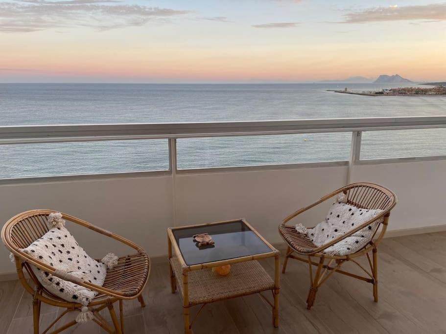 טורגואדיארו Maravilloso Apartamento En Primera Linea De Playa. מראה חיצוני תמונה